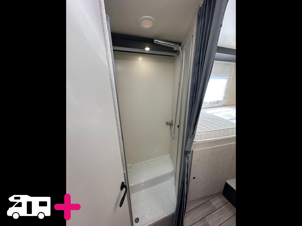 , YEARLING 70 -
            2026