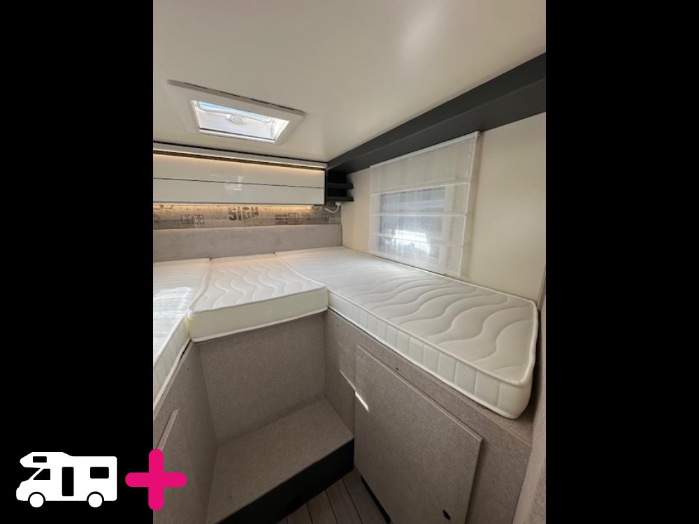 , YEARLING 70 -
            2026