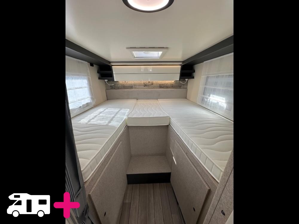 , YEARLING 70 -
            2026