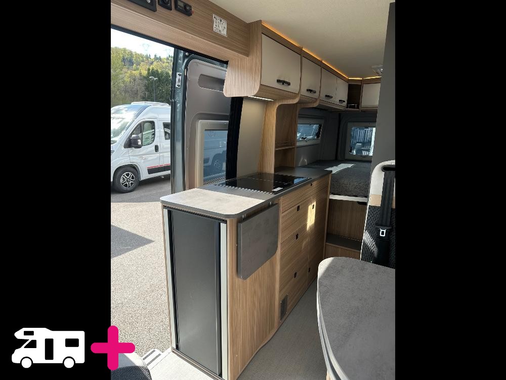 , SUMMIT 600 PLUS FRENCH EDITION -
            2026
