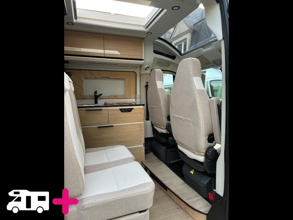 , 745 SAPHIR -
            2027