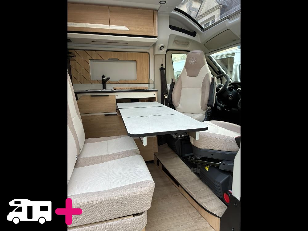 , 745 SAPHIR -
            2027