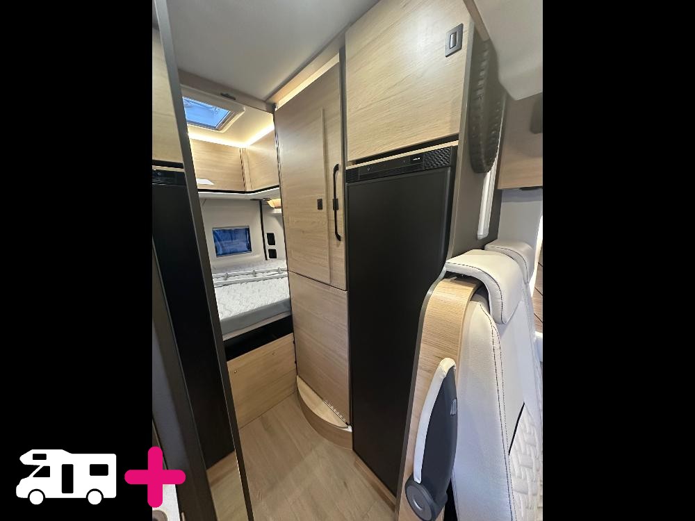 , CAMPERVAN XL  -
            2027